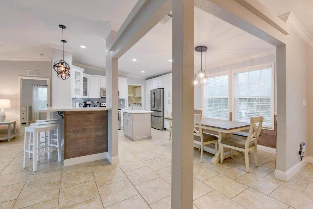Loggerhead Lagoon - Modern Waterfront Home Pirates Cove Esterno foto