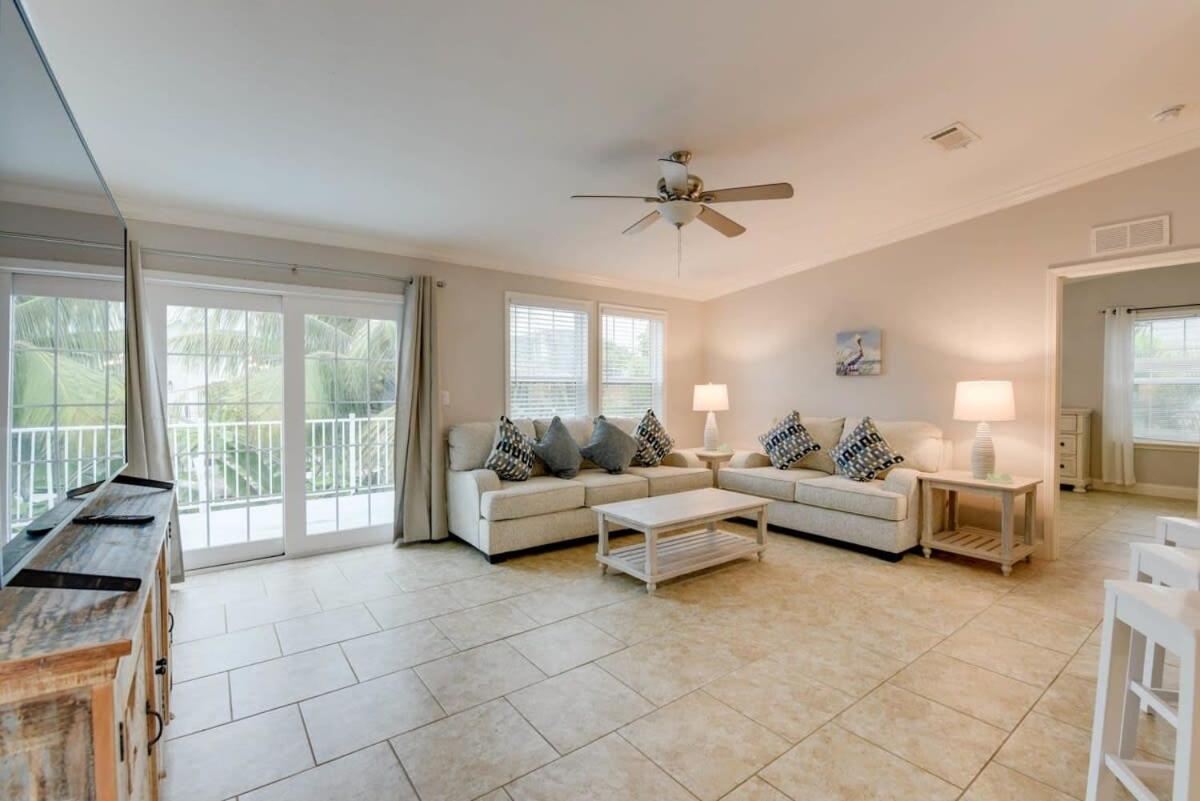 Loggerhead Lagoon - Modern Waterfront Home Pirates Cove Esterno foto