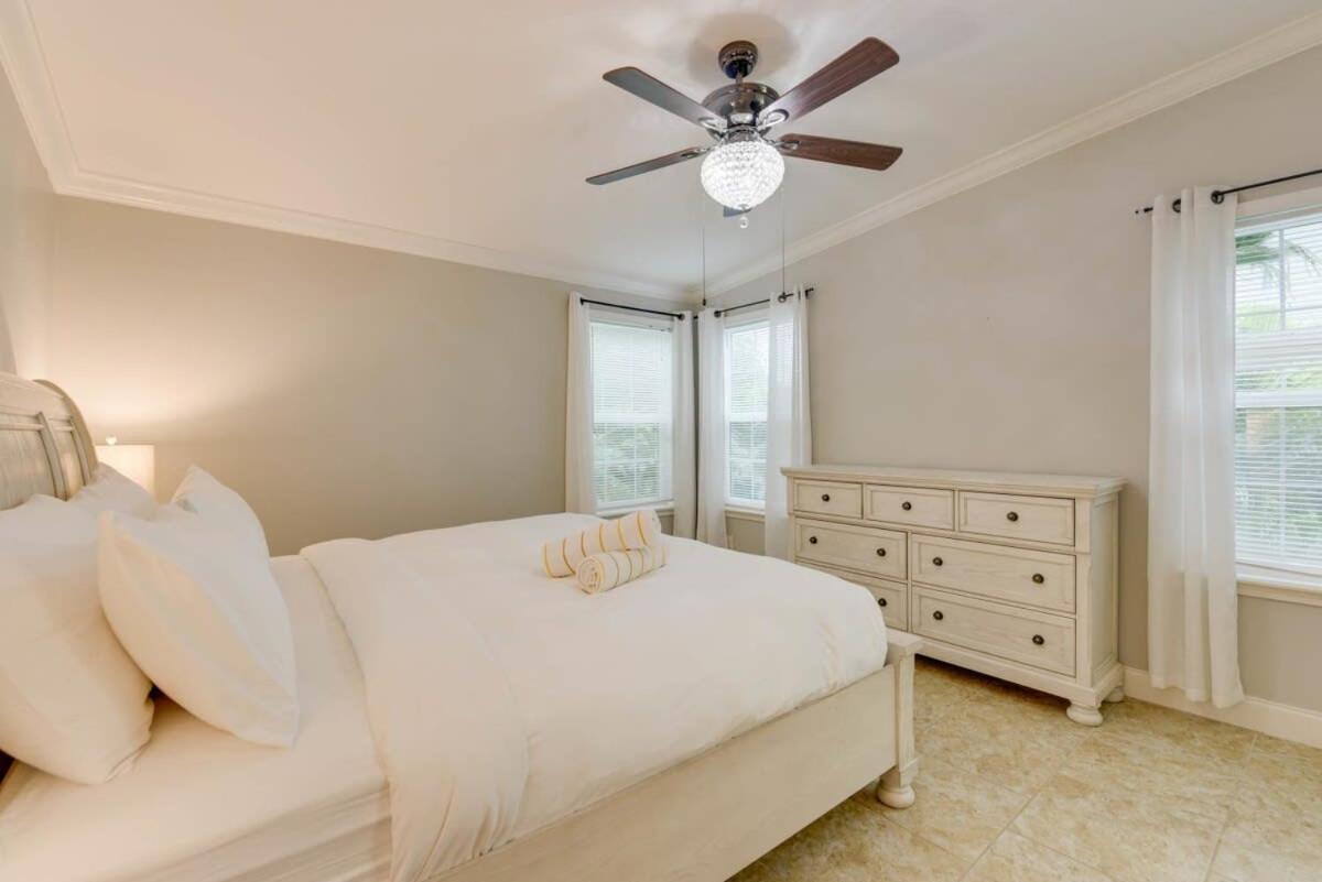 Loggerhead Lagoon - Modern Waterfront Home Pirates Cove Esterno foto