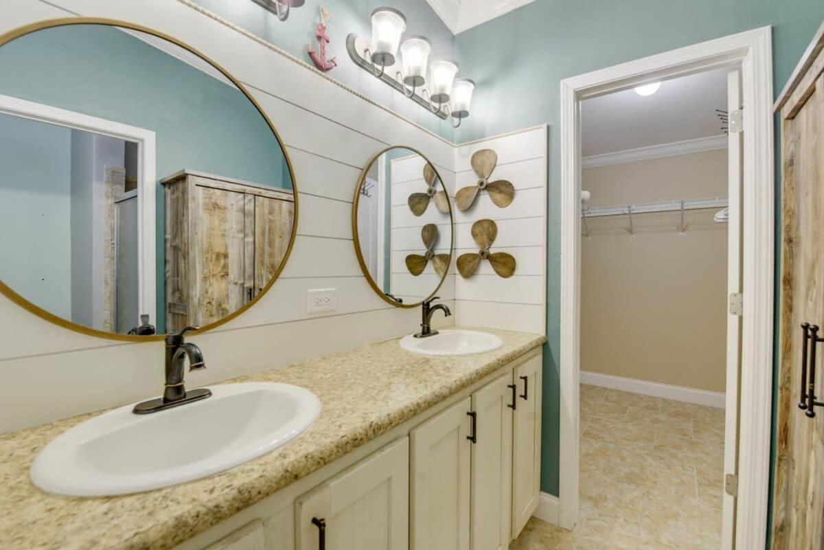 Loggerhead Lagoon - Modern Waterfront Home Pirates Cove Esterno foto